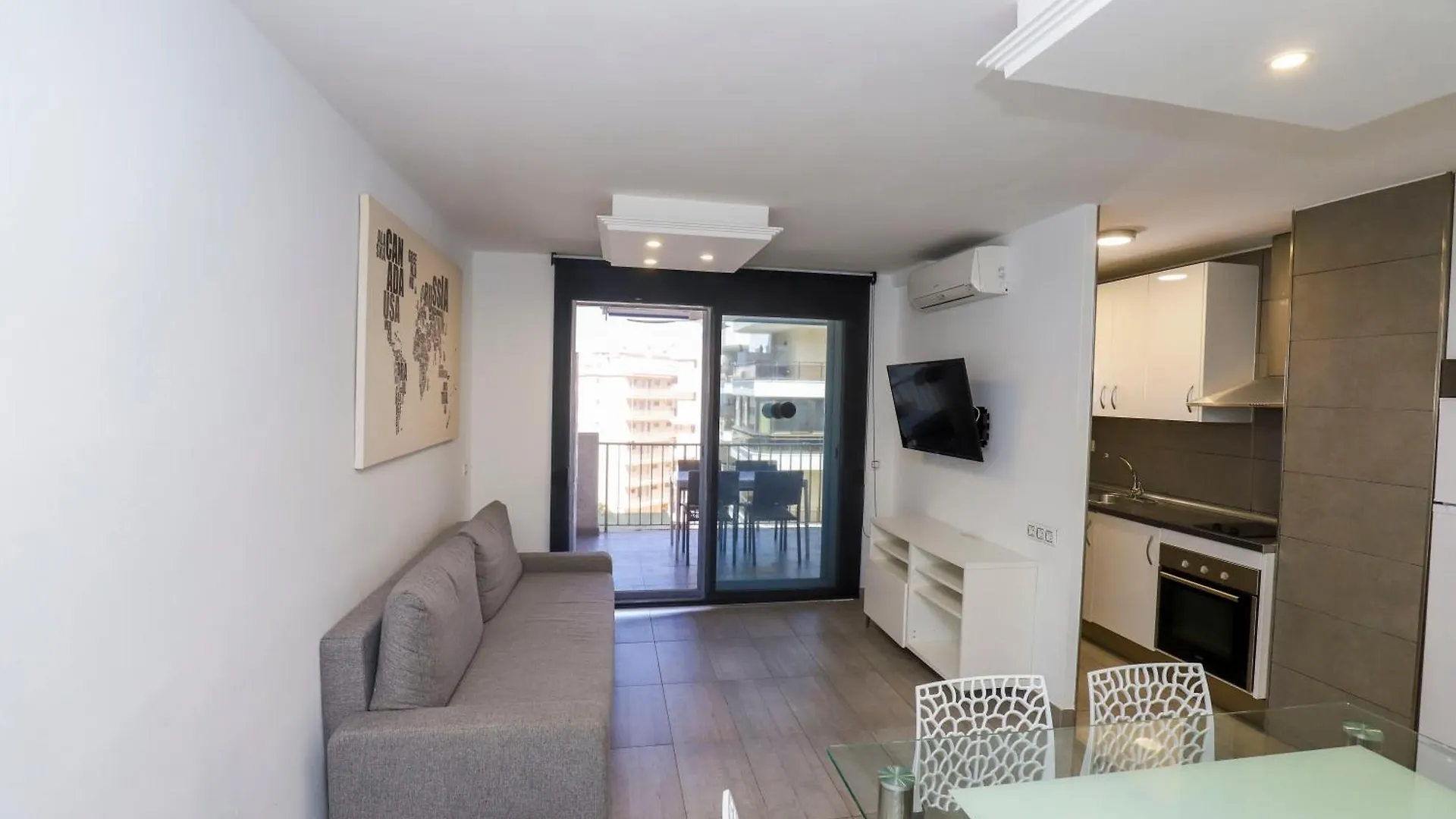Differentflats Grd Apartman Salou